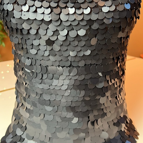 🖤SHE’S BLACK LARGE SEQUIN & BEADS ADJUSTABLE SPAGHETTI STRAP SPARKLY TOP SMALL - Picture 9 of 16